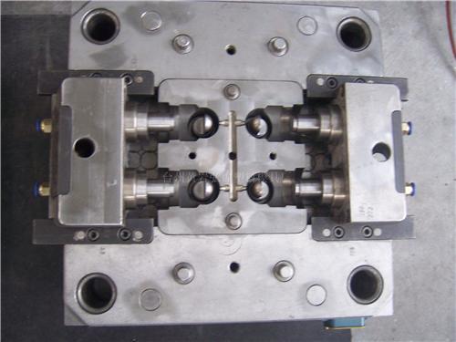 科翔模具告訴您，如何提高模具零配件加工質(zhì)量？