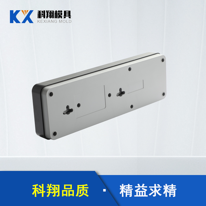 ?塑膠模具對于制件生產(chǎn)，壓料面的精度是影響拉延模的重要因素